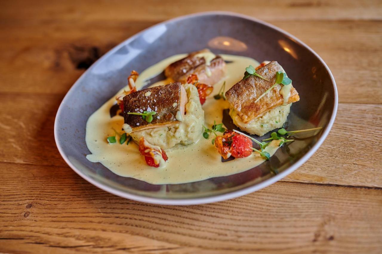 & Restaurant Herzstueck 4*
